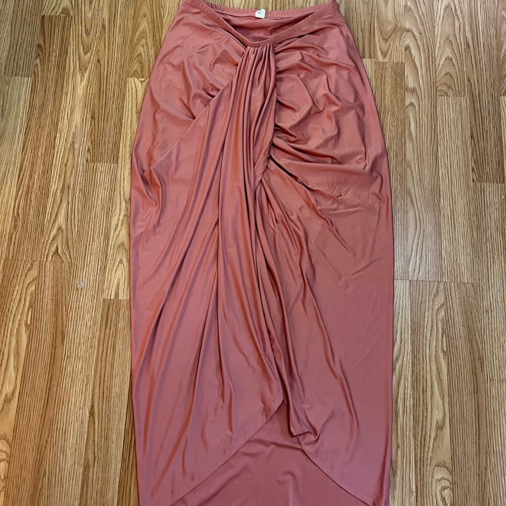 Pink Skirt With Slit Size Large